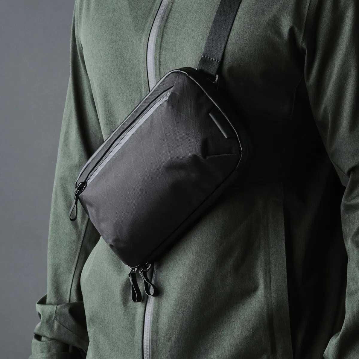 ALPAKA Elements Tech Case Mini, Sac Sling avec Sangle Réglable, EDC Petit Tech Pouch, Sac de Rangement pour Accessoires Électroniques, Tissu Résistante à l'eau, 2 Compartiment, X-Pac VX42