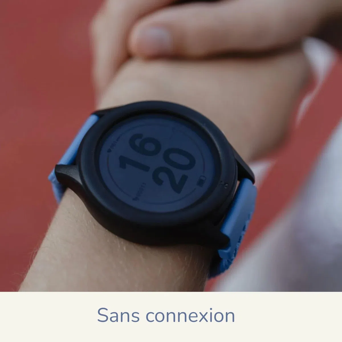 KIDYWOLF - K-Watch Bleue - Montre Interactive Enfant dès 8 Ans - Ta première Montre Numérique avec Écran OLED & Lampe LED