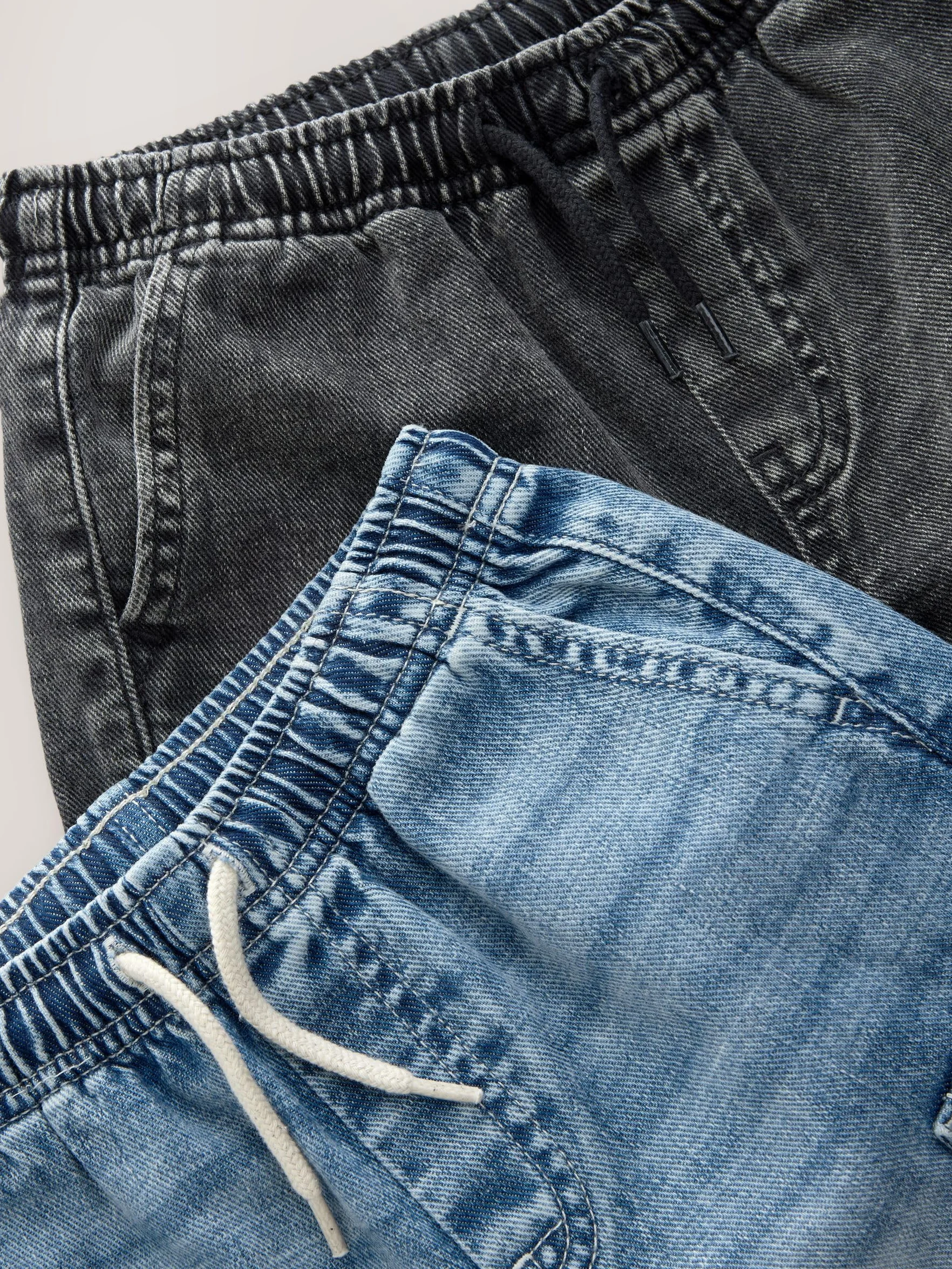 NEXT Garçon Short Cargo en Jean 100% Coton, Lot de 2