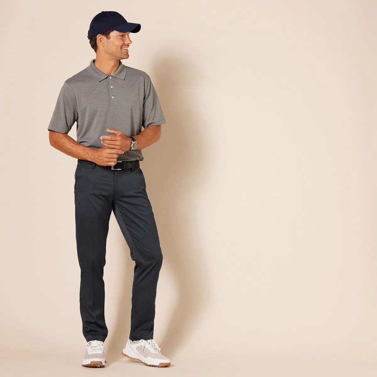 Amazon Essentials Pantalon de Golf Gardant son Extensibilité Toute la Journée, Coupe Ajustée Homme