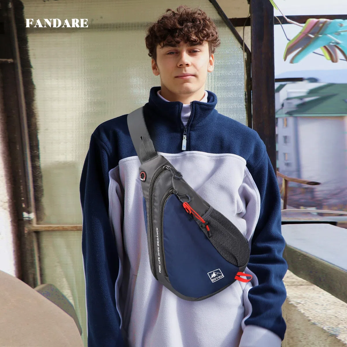 FANDARE Léger Sac de Poitrine Sling Bag Sacoche Bandoulière pour Homme Femme Durable Polyester