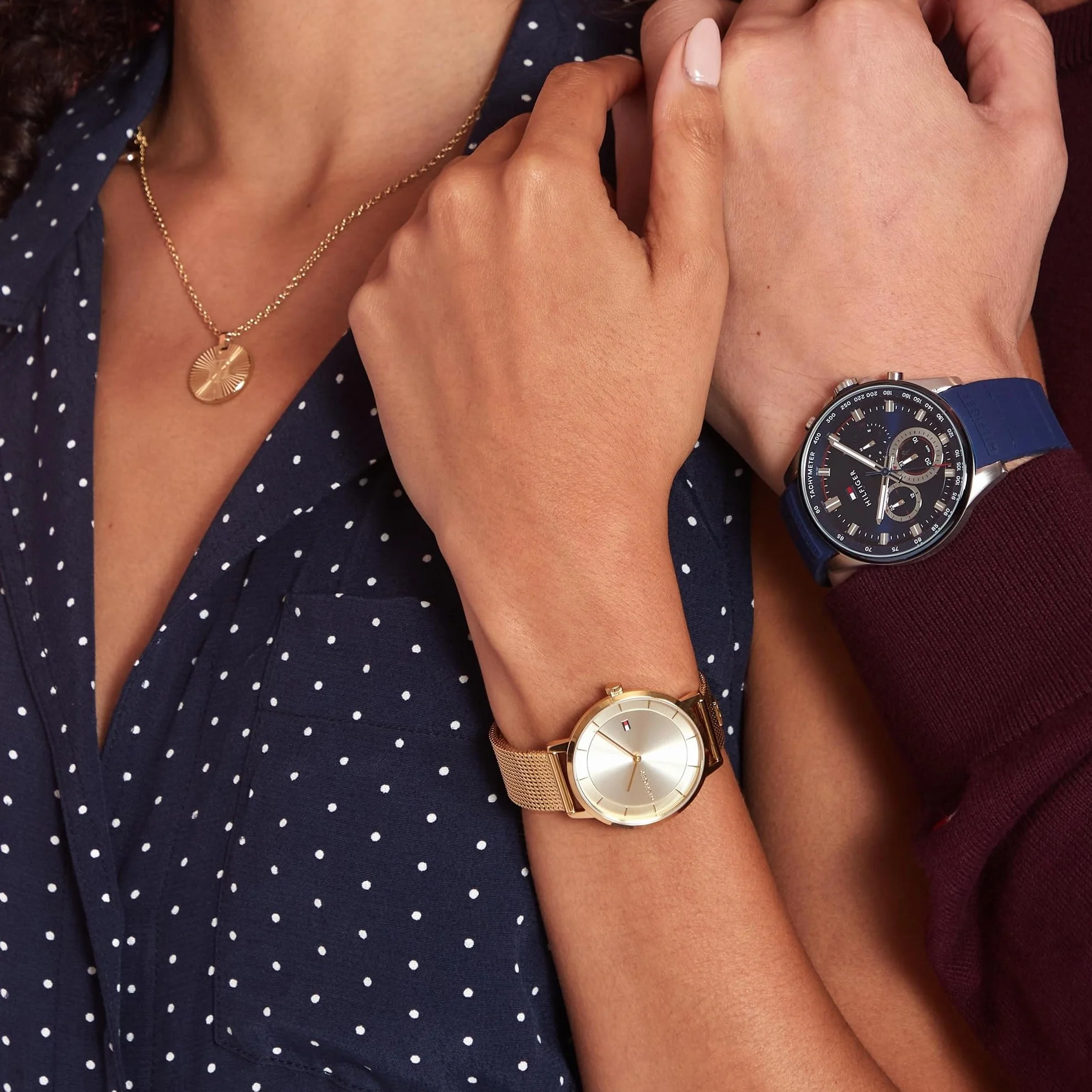 Tommy Hilfiger Montre Analogique à Quartz pour Femme avec Bracelet Milanais en Acier Inoxydable - Disponible en Argent, Or, Or Rose ou Bleu Marine