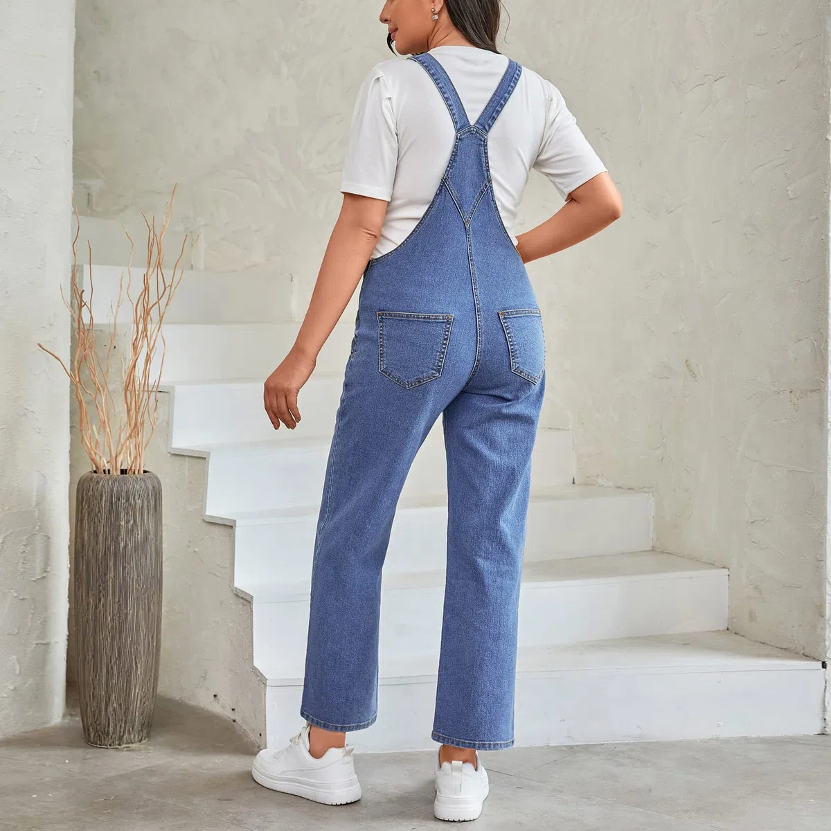 Salopette de maternité à bretelles droites longueur cheville en jean pour femme enceinte