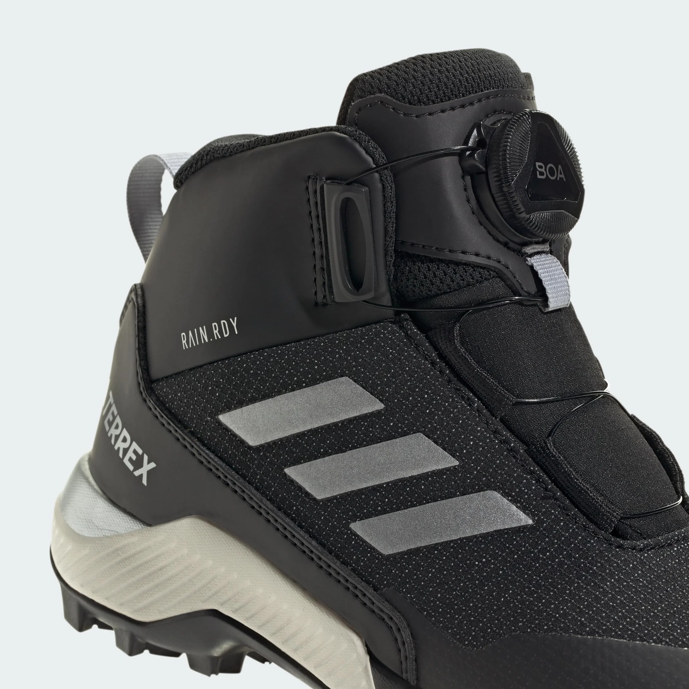 adidas Kids' Chaussure de randonnée Hiver Terrex Mid BOA Rain.RDY