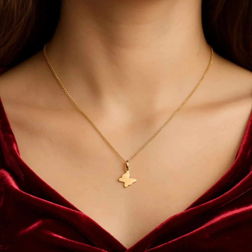 Pendentif Femme – or 18 carats – 0.23 gr – papillon, bijou artisanal – Valeur refuge – Idée cadeau – poinçon 750 – Certificat d’authenticité – Salia Gold Paris