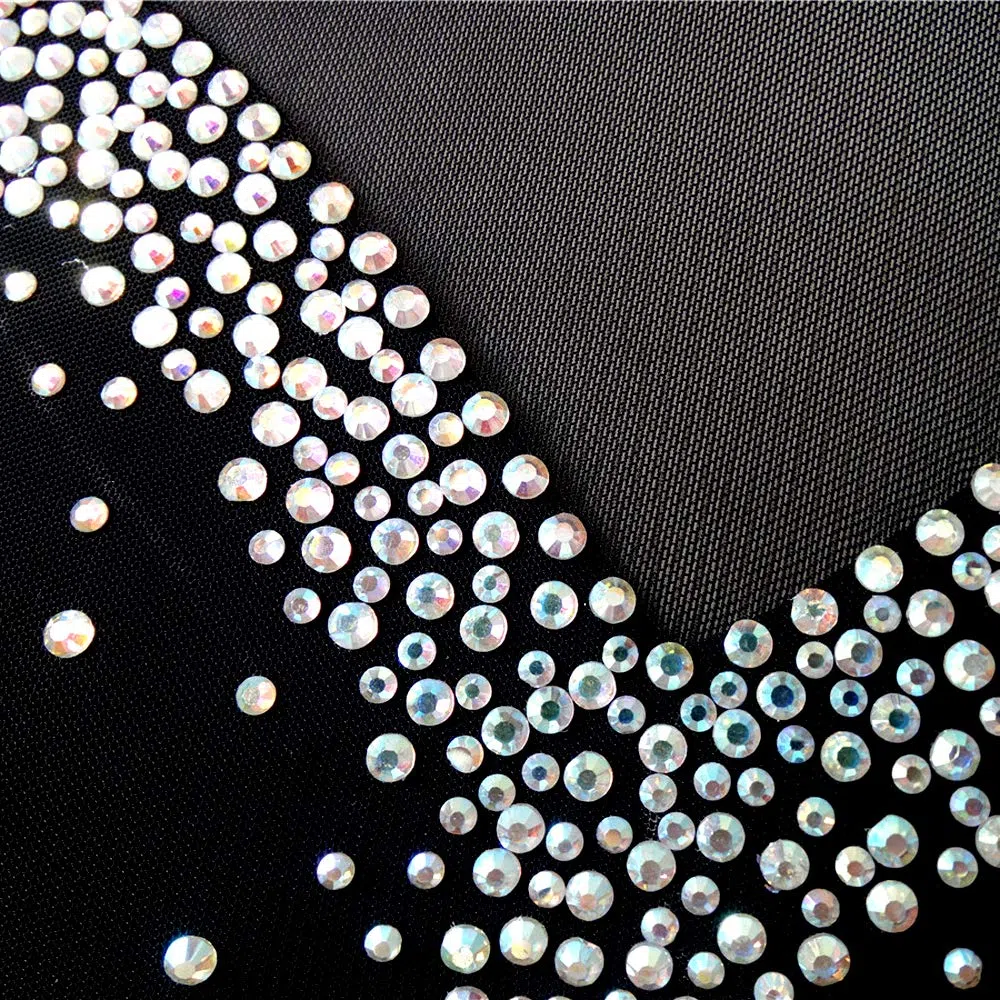 LIUHUO Robe de Patinage Artistique Noire pour Filles Femmes Dos Nu à Manches Longues Perles. - Noir - Taille S