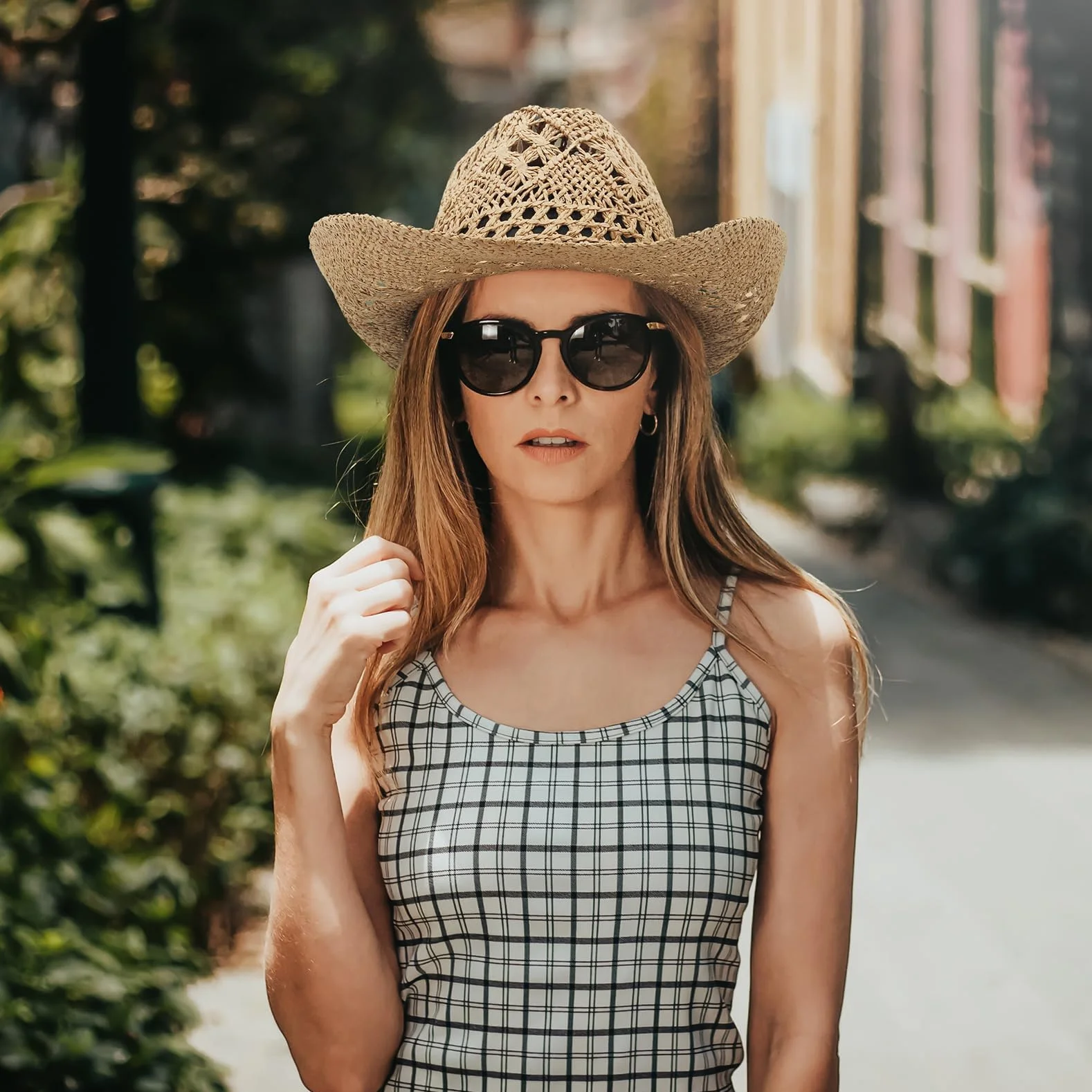 GEMVIE Chapeau de Cowboy Occidental tissé à la Main à Large Bord en Paille Panama pour Homme et Femme Chapeau de Plage bohème