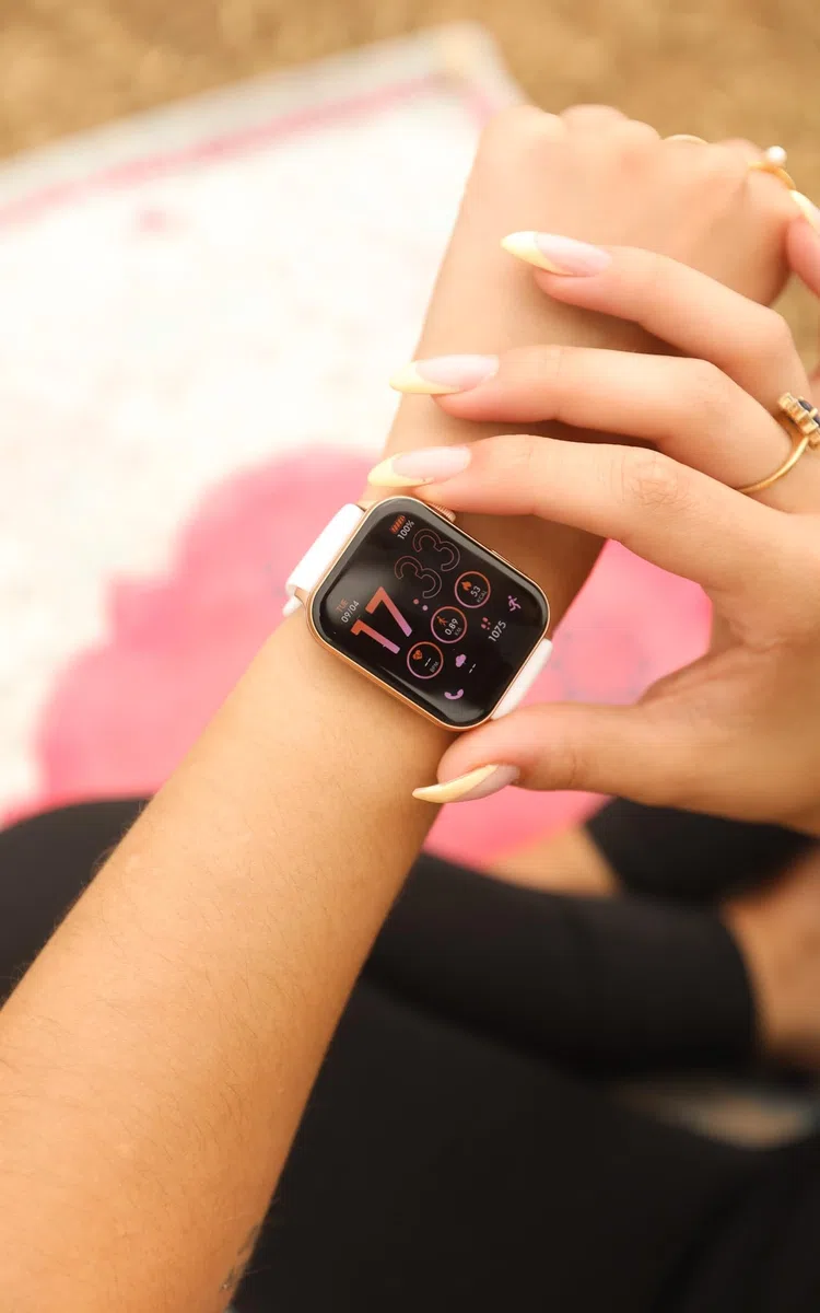 ICE-WATCH - Ice fit RT 3.0 Rose-Gold Nude - Montre connectée de Sport Rose-Gold pour Femme avec Bracelet en Silicone - 025278 (1,75 Pouces)