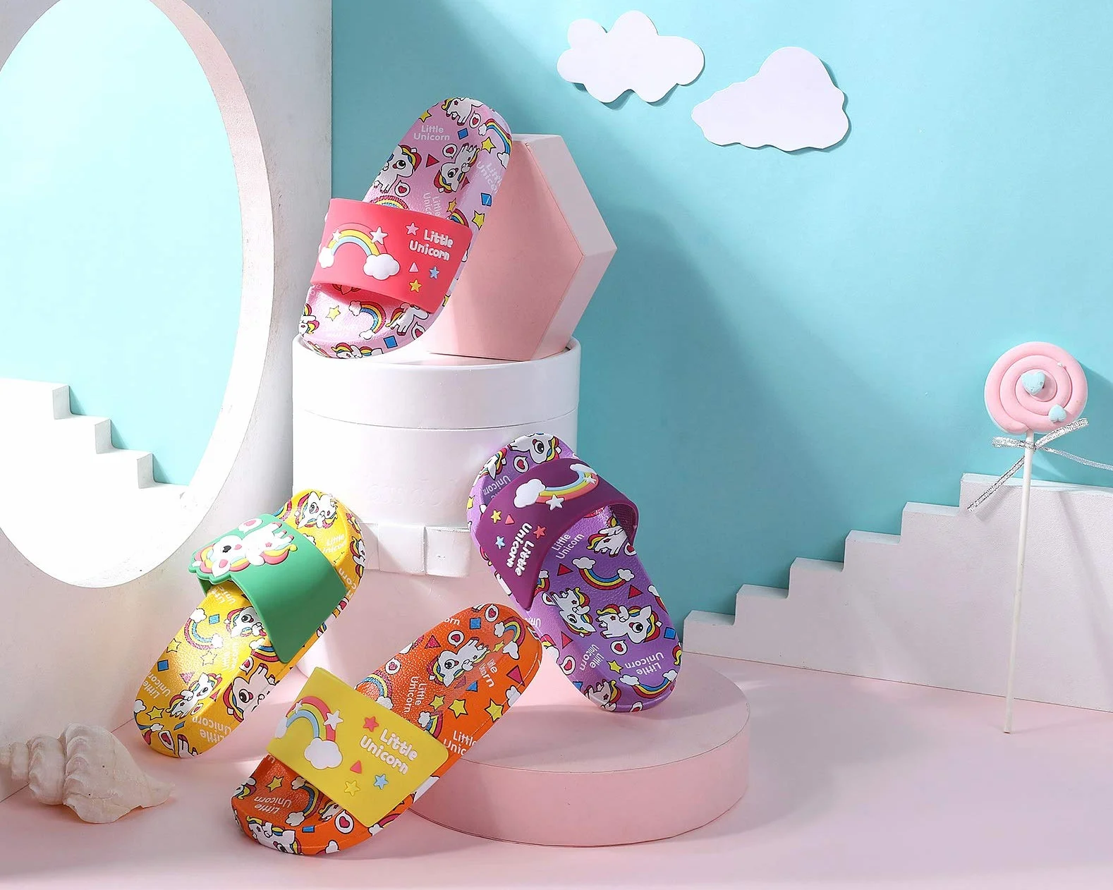 Enfants Chaussons Licorne Pantoufles de Bain Plates Chaussures de Piscine et de Plage Antidérapant Tongs de bain pour enfant Pour la douche et le bain