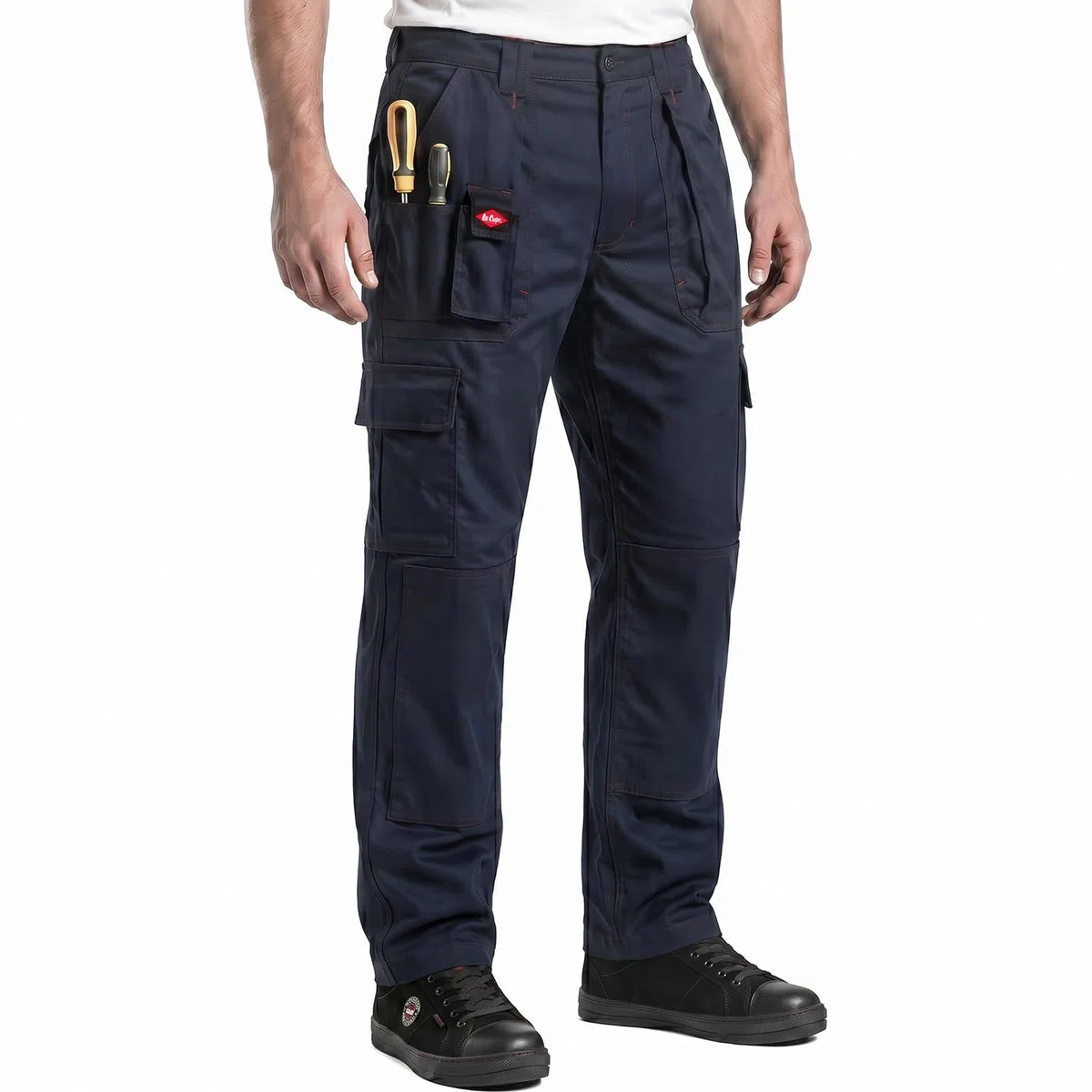 Lee Cooper Pantalon Travail Homme Cargo avec Poches Genou 320 GSM – Workwear Résistant Multi Poches, Pantalon Sécurité Entretien Facile pour Chantier (Noir, 32W/33L)